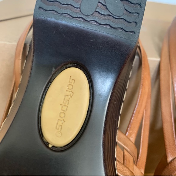 Softspots Women Brown Sandal NWOB Size 7M - Picture 3 of 9